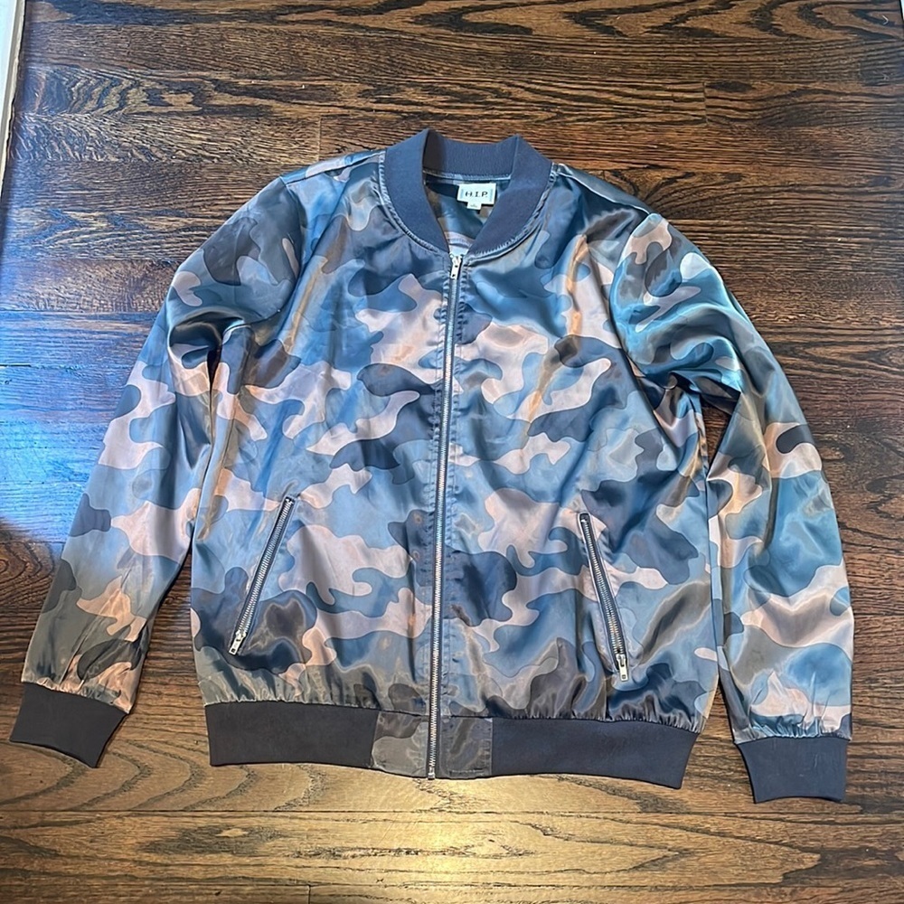 Camouflage thin zip up jacket